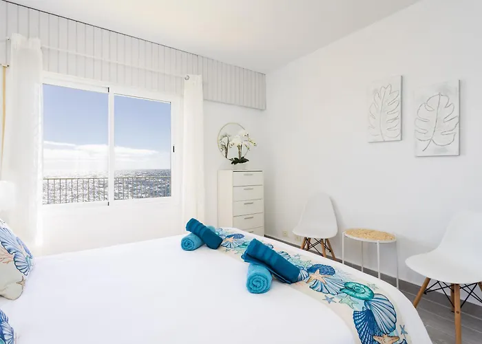 Σπίτι διακοπών Coastal Dream With Heated Pool El Escobonal