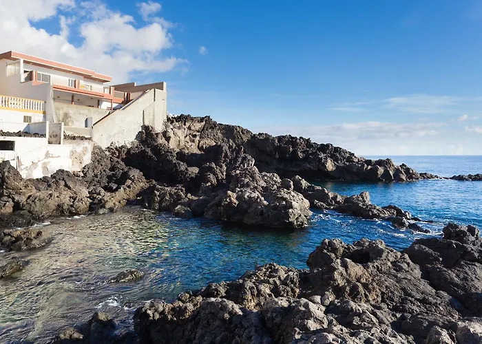 Coastal Dream With Heated Pool *