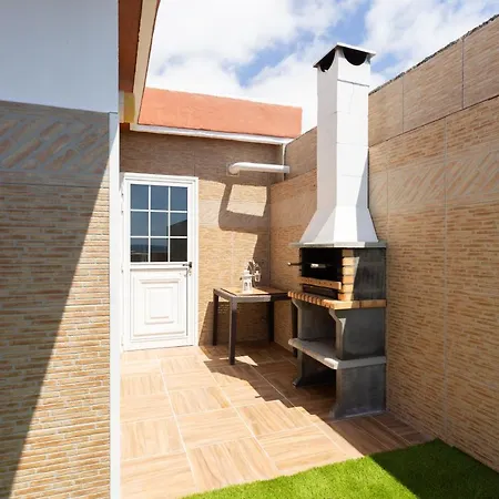 Coastal Dream With Heated Pool *