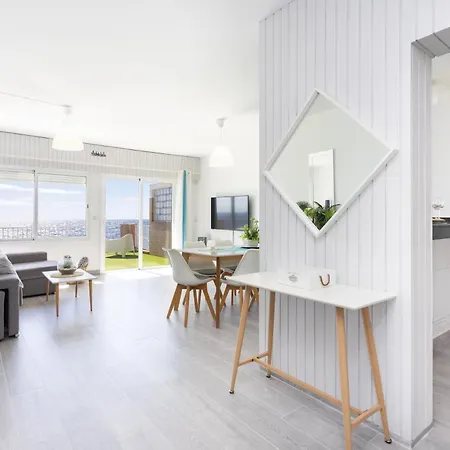 Semesterbostad Coastal Dream With Heated Pool