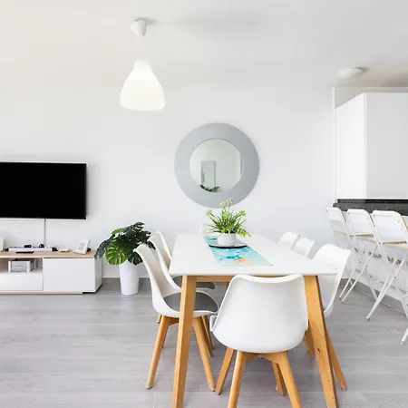 Coastal Dream With Heated Pool Semesterbostad