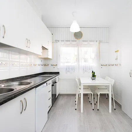 Coastal Dream With Heated Pool Hébergement de vacances *